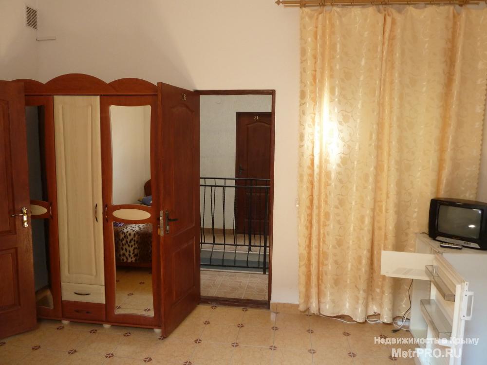 Коммерческая / Продажа / Гостиницы и отели, АЛУШТА, 1 100 000 $ Продам эллинг в пос. Рыбачье , 27 км. от Алушты в сторону Судака , первая линия , прямо на берегу моря , перед... - 33