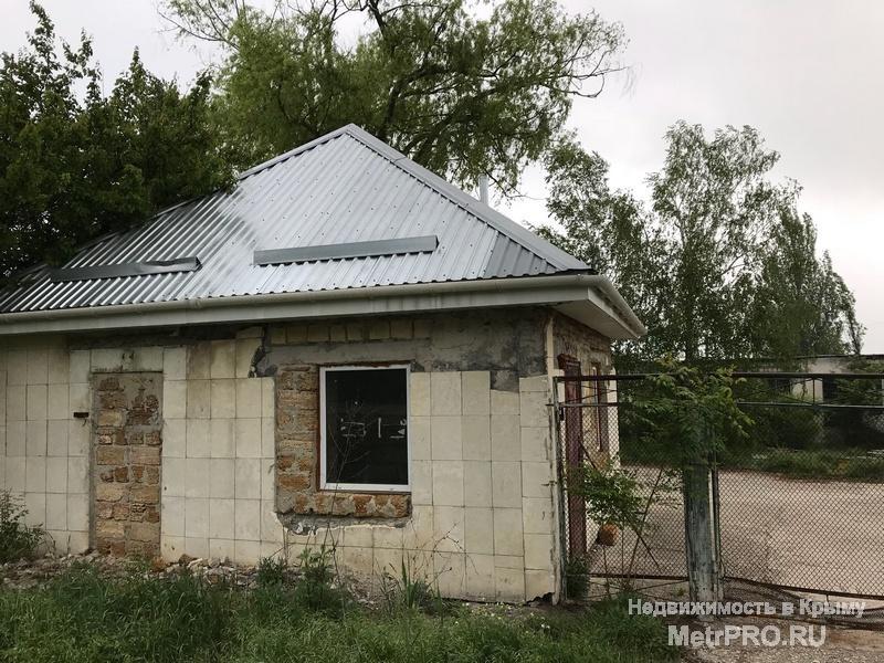 Продам комплекс нежилых зданий и сооружений свободного назначения в городе Старый Крым, удобный транспортный подъезд... - 1
