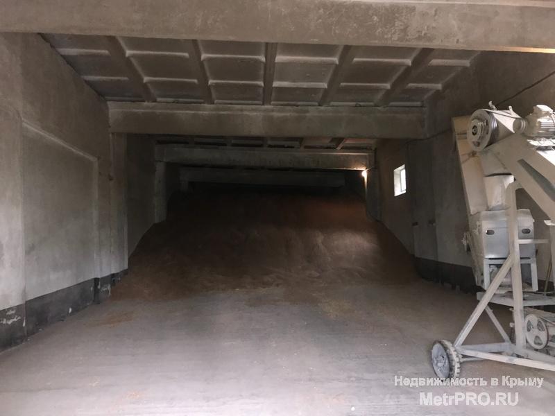Продам комплекс нежилых зданий и сооружений свободного назначения в городе Старый Крым, удобный транспортный подъезд... - 8
