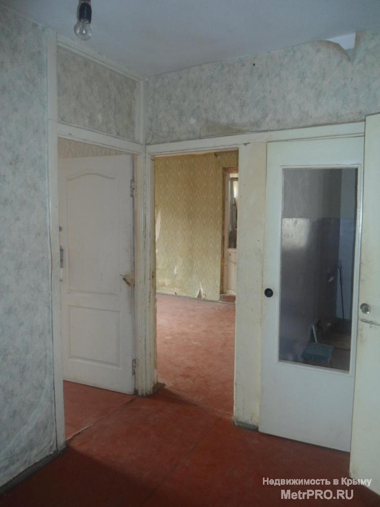 Продается 2ккв по адресу: г. Ялта, ул Суворовская, общая площадь 52квм+балкон 4квм и лоджия 8квм, включает раздельные... - 7