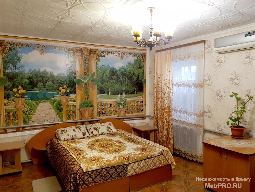 Дом в центре города с 4 комнатами(20м²,22м²,18м²,12м²), просторной кухней(17м²), прихожей и двумя санузлами (один...