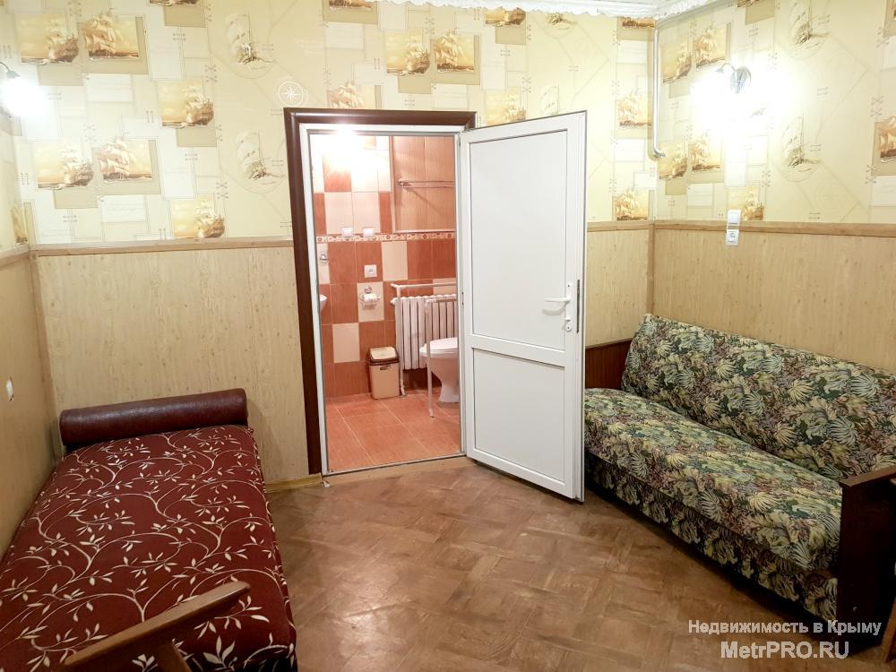 Дом в центре города с 4 комнатами(20м²,22м²,18м²,12м²), просторной кухней(17м²), прихожей и двумя санузлами (один... - 18