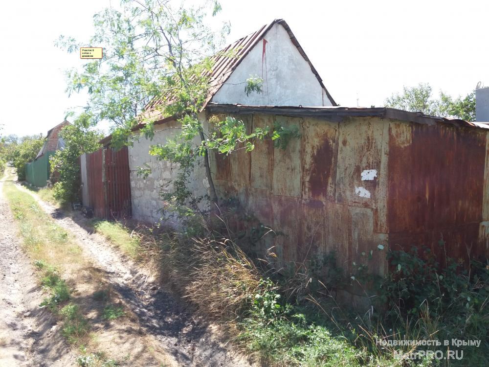 В районе Крымского моста, участок с домиком. От собственника. В городе. Море рядом. - 2