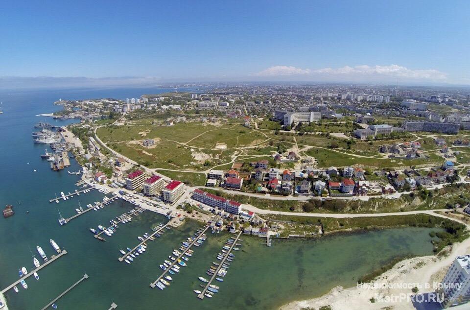 В продаже апартаменты в новом готовом доме на берегу Стрелецкой бухты.  Дом в процессе ввода в эксплуатацию, сдача -... - 1