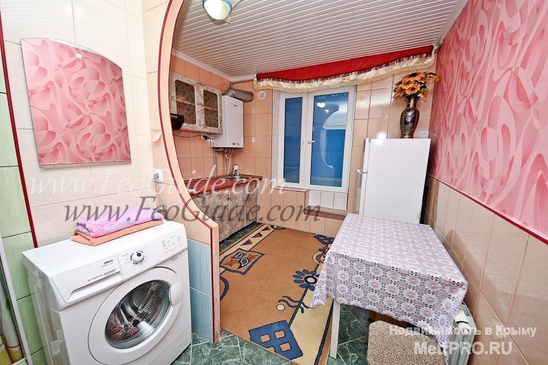 Для отдыха центре Феодосии предлагаем комортабельный отдельный домик люкс, рассчитанный на 2-3 человека. До моря и... - 1
