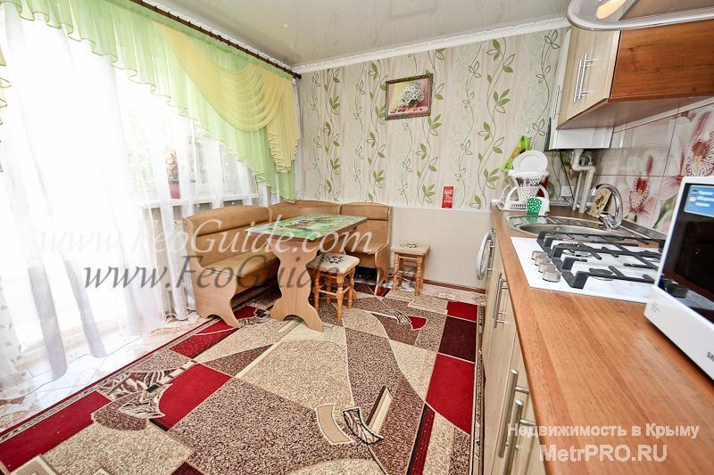 Предлагаем уютный однокомнатный домик в центральном районе Феодосии. В доме есть кухня, санузел, балкон, беседка и... - 3