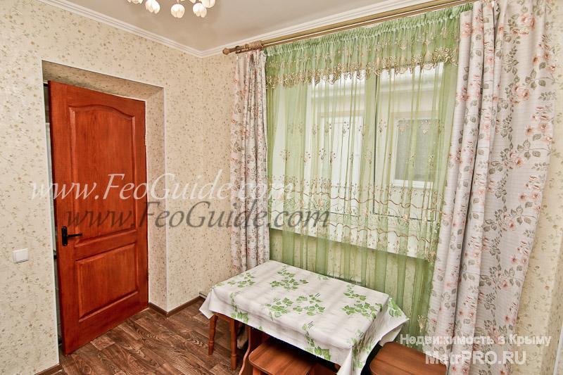 Предлагаем недорогой отдых в Феодосии, в одном из лучших её районов, в 5 минутах от пляжа Жемчужный. Пляж песчаный с... - 7