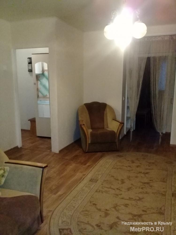 Сдам на длительный срок 2 комнатную квартиру в центре города , ул.Академика Крылова. Состояние хорошее, жилое,... - 5