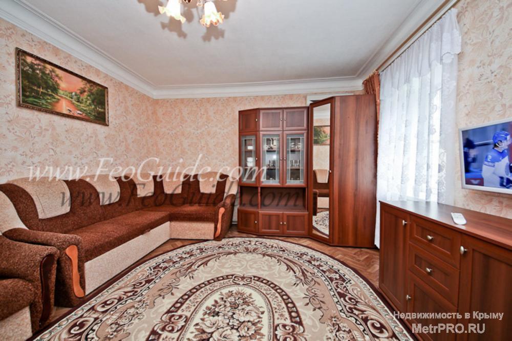 Предлагаем недорогой и комфортный 2-х комнатный дом в Феодосии со всеми удобствами, всего в 8 минутах ходьбы от... - 3