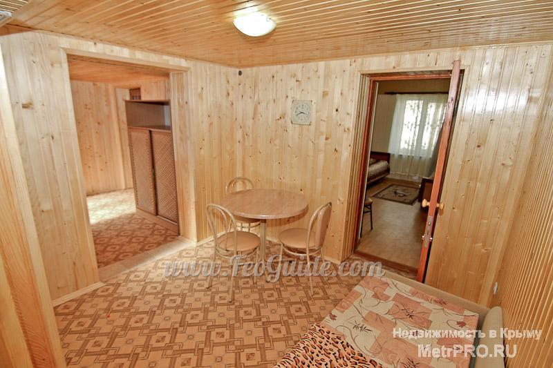 Комфортабельный домик, состоящий из 2 раздельных комнат, кухни, столовой и собственного дворика отлично подойдет для... - 4