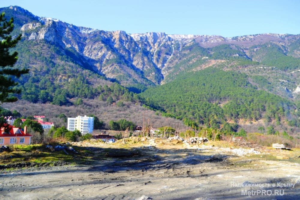 Продажа участка 12 соток в очень живописном месте, у подножья гор с прекрасным видом на водопад  Учан-Су и гору... - 4