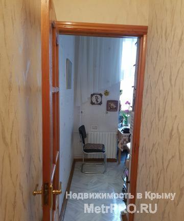 Площадь квартиры по плану 61м2+10м2(примерно, может больше по факту) две лоджии.Очень ухоженная квартира ,хороший... - 1