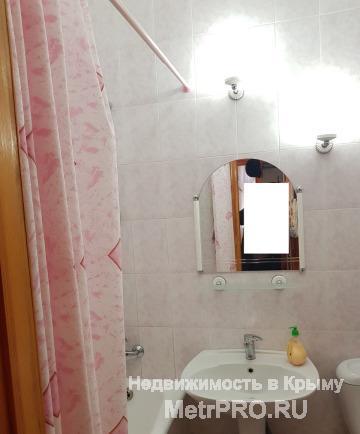 Площадь квартиры по плану 61м2+10м2(примерно, может больше по факту) две лоджии.Очень ухоженная квартира ,хороший... - 3