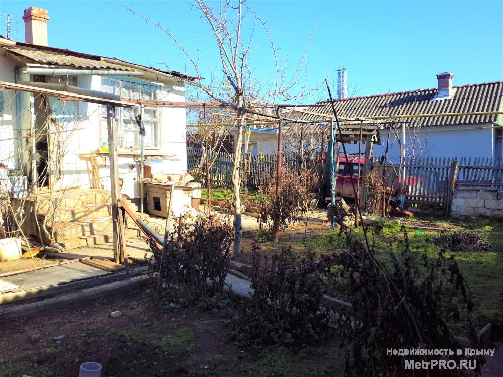 Продам недорого! 1/2 ЖИЛОГО дома на Северной стороне Севастополя, на улице Аллы Оношко.  ИЖС, есть прописка и адрес.... - 13