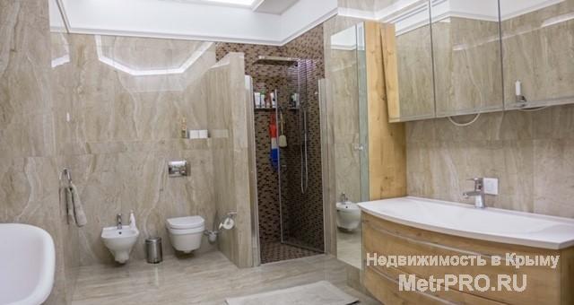 Предлагается к продаже трехкомнатная квартира в ЖК премиум класса Опера прима. Комплекс расположен в Ялте, на самом... - 23