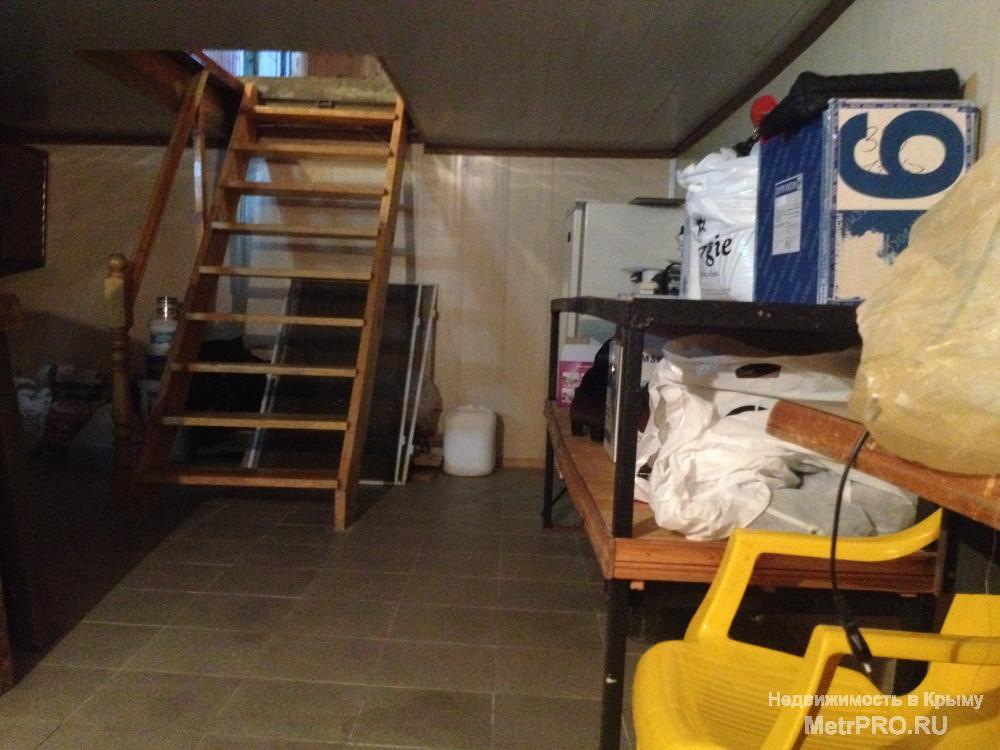 Продам капитальный гараж в пгт Пратенит, в ГСК 'Фрунзенский', гараж на две машины, удобный, просторный подвал с... - 4