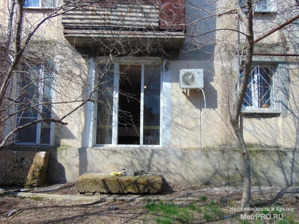Продам замечательную 3к.кв в центре Балаклавы, ул.Урицкого. Квартира находится на 1-ом высоком этаже в середине дома....