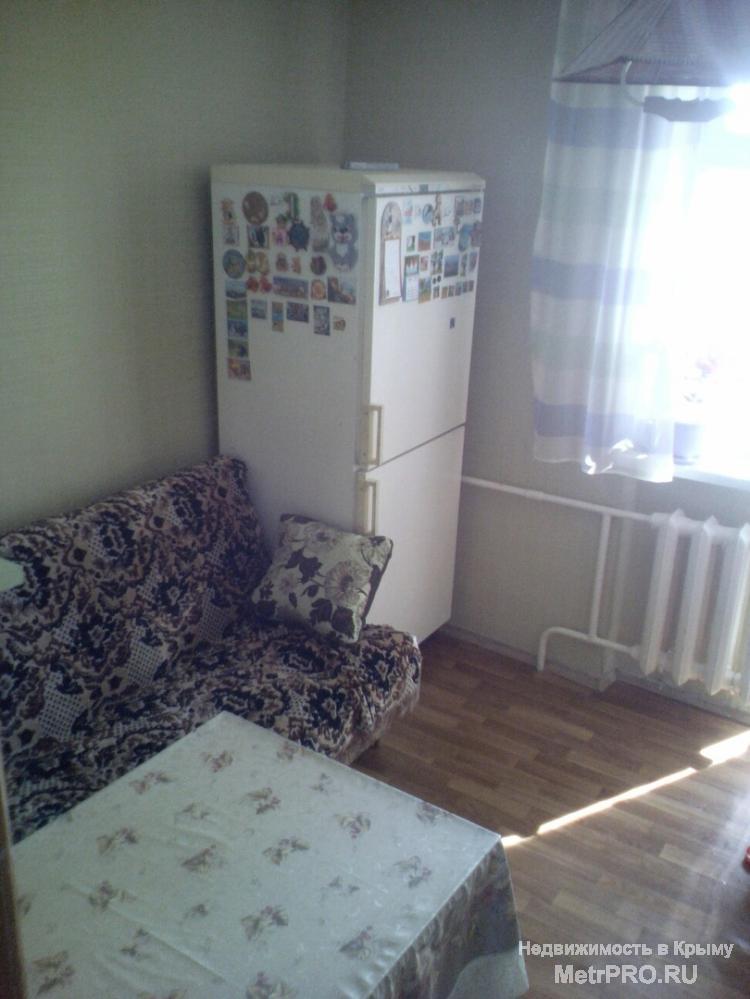 СРОЧНО ПРОДАМ! Квартира находиться в удобном спальном районе. Рядом две школы, детский сад в пяти минутах ходьбы.... - 8