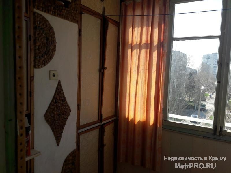 Сдам 2 комнаты в 3кк (одна закрыта) на улице Адмирала Юмашева, Состояние простое, Всё есть. Подробности по телефону. - 3