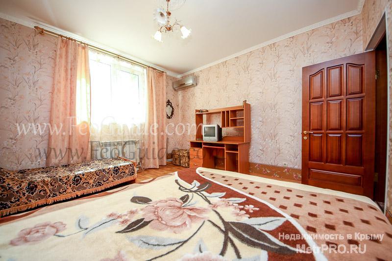 Для отдыха в центре Феодосии, предлагаем отдельный 3-х комнатный дом Люкс со всеми удобствами. Дом расположен в 7... - 1