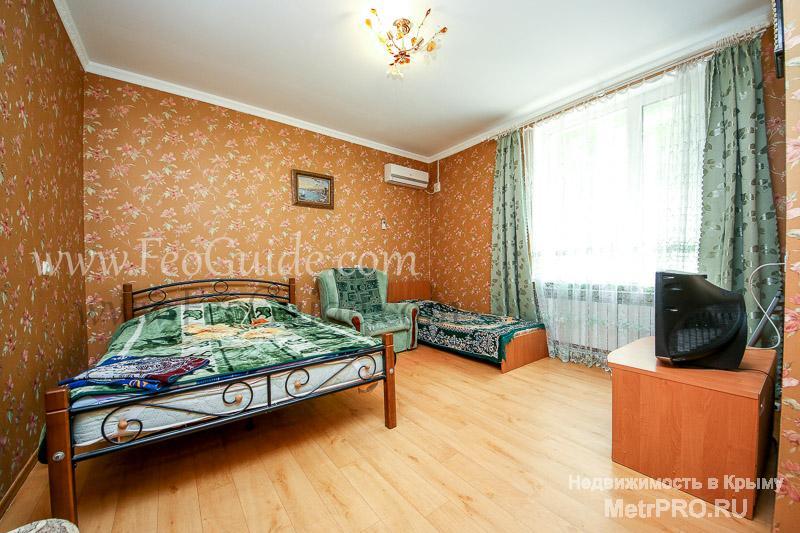 Для отдыха в центре Феодосии, предлагаем отдельный 3-х комнатный дом Люкс со всеми удобствами. Дом расположен в 7... - 2