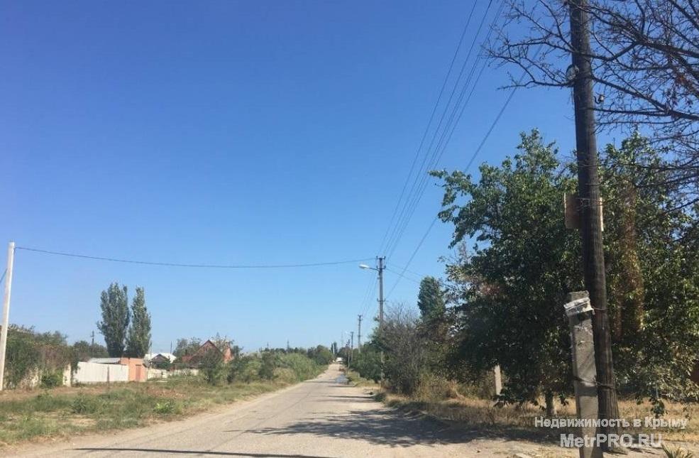 Продам два дома под снос на большом земельном участке по ул. Шевякова. Дома 36 кв.м и 20 кв.м, под снос или...
