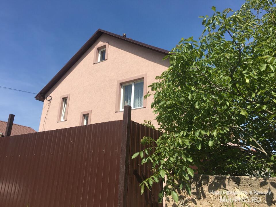 Продам двухэтажный дом из ракушняка, на участке 4 сотки с хорошим видом на город, море, просторы. Отличные... - 3