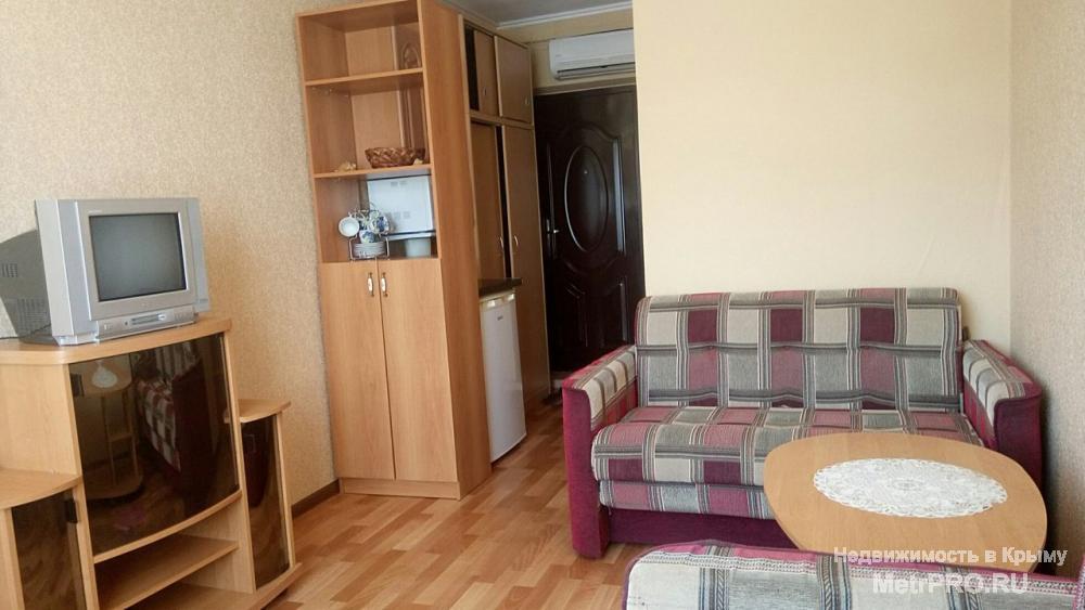 Друзья! Приглашаю отдохнуть в нашем личном номере в Крыму,в городе-герое Севастополе, на самом берегу Черного моря, в... - 25