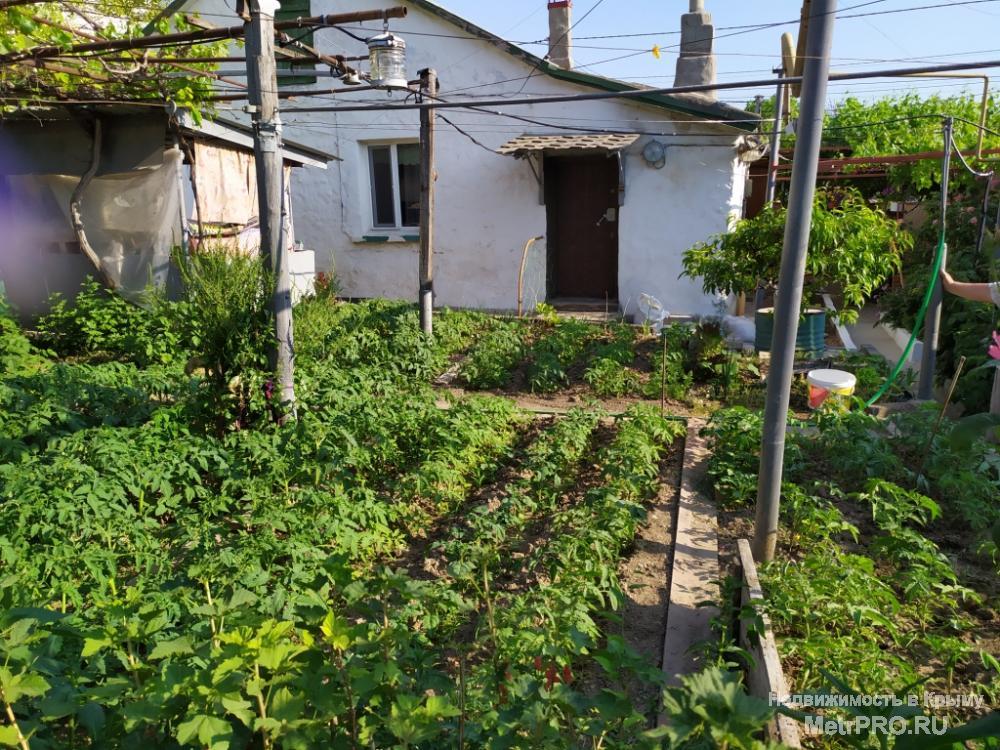 Продам часть дома ул Декабристов порядочным людям. (общий двор на двух хозяев , хорошие соседи). Коммунальные платежи... - 1
