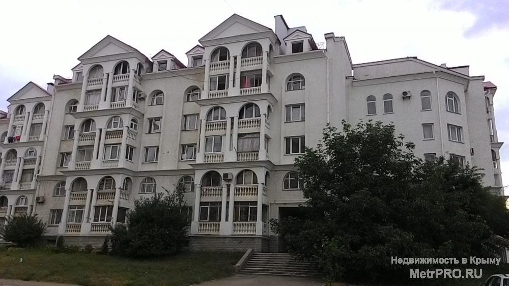 В продаже двухуровневая квартира на проспекте Античном, д. 3. 5-6\6 этажного дом общей площадью 141 кв.м, жилая...