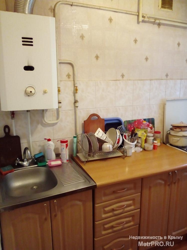 Продаю квартиру г.Алушта, ул.Ялтинская   Общая площадь 36.2 кв.м   Расположена на 1 этаже 5 этажного дома.  Квартира... - 1