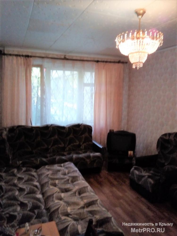 Продаю квартиру г.Алушта, ул.Ялтинская   Общая площадь 36.2 кв.м   Расположена на 1 этаже 5 этажного дома.  Квартира... - 7