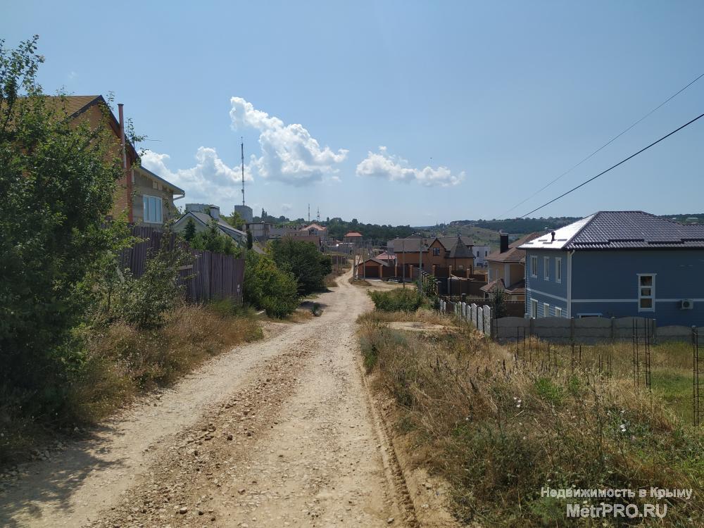 Продается участок ИЖС в районе элитной застройки, на проспекте Победы, улица Генерала Мельника, граничит с... - 3