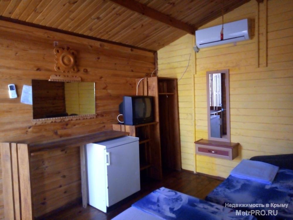 Продается готовый бизнес в Крыму, пгт. Заозерное, район Песчанки. Мини гостиница состоит из двухэтажного дома +... - 4