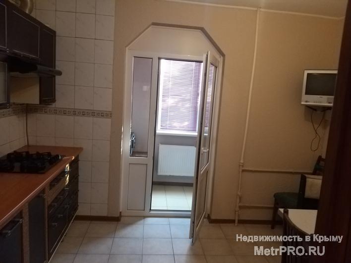 Предложение от собственника , без комиссии  для покупателя !!! Продаётся 3-к квартира в пгт. Молодёжное на первом... - 9