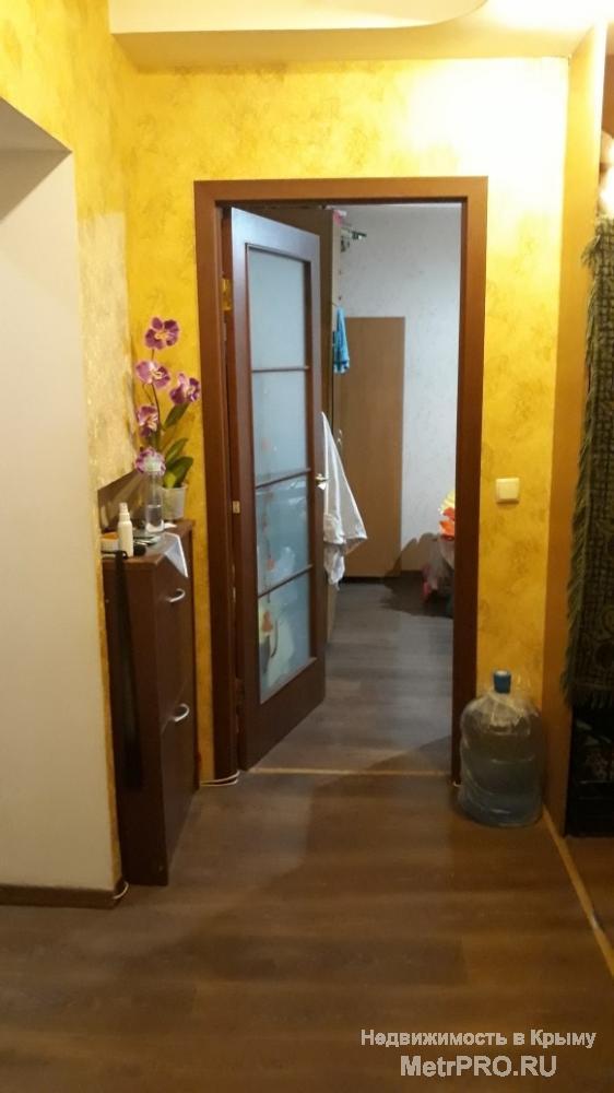 Продаётся 3-к кв на первом эт. 5 -ти эт дома в пос. Молодёжное  ул. Строителей 7 .Состояние квартиры ;после ремонта... - 9