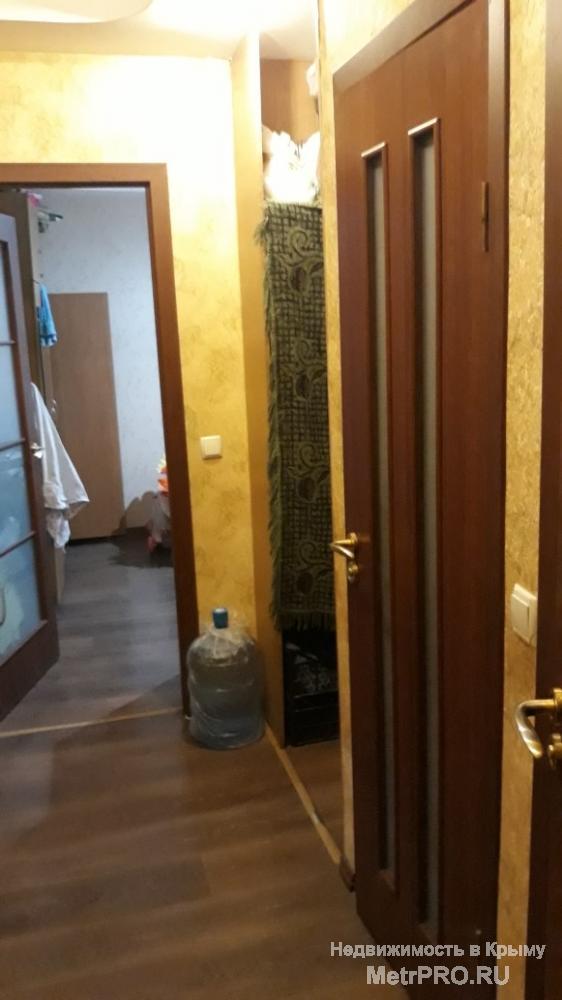 Продаётся 3-к кв на первом эт. 5 -ти эт дома в пос. Молодёжное  ул. Строителей 7 .Состояние квартиры ;после ремонта... - 10