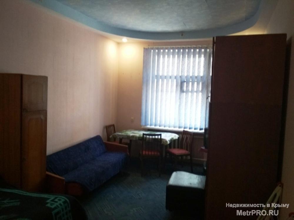 На улице Дроздова продается 2-х комнатная квартира в самом центре Севастополя (сталинский проект). Квартира находится... - 10