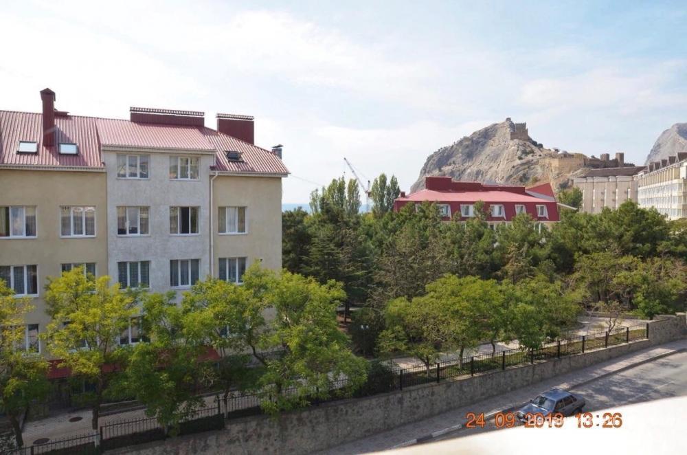 Продается новый гостевой дом в городе Судак, ул. Консульская, д.3. Хорошо зарекомендовавший себя в 2019 году объект.... - 10