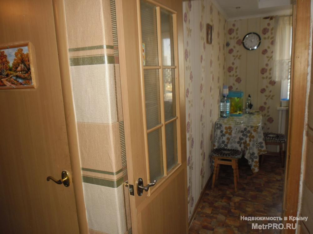 Продам свою видовую 3-комнатную квартиру с добротным ремонтом у самого моря.Перепланировок нет - подходит под любой... - 2