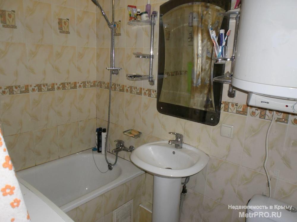 Продам свою видовую 3-комнатную квартиру с добротным ремонтом у самого моря.Перепланировок нет - подходит под любой... - 8