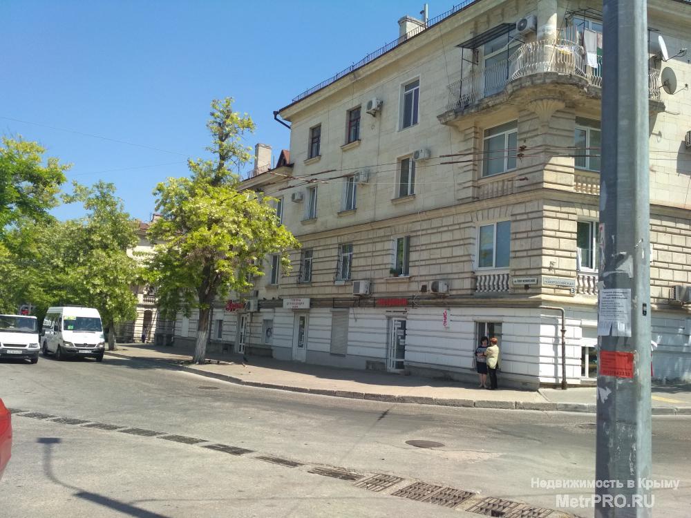 Продается коммерческая недвижимость в центре города (напротив центрального рынка). В настоящий момент действующий... - 1
