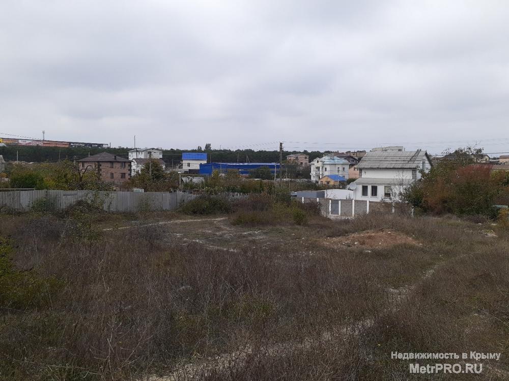 В продаже участок на Камышовом шоссе 6 соток. Ориентир улица Амет- Хана Султана. Стоимость 2.2 млн р. Свет, вода. Газ... - 4