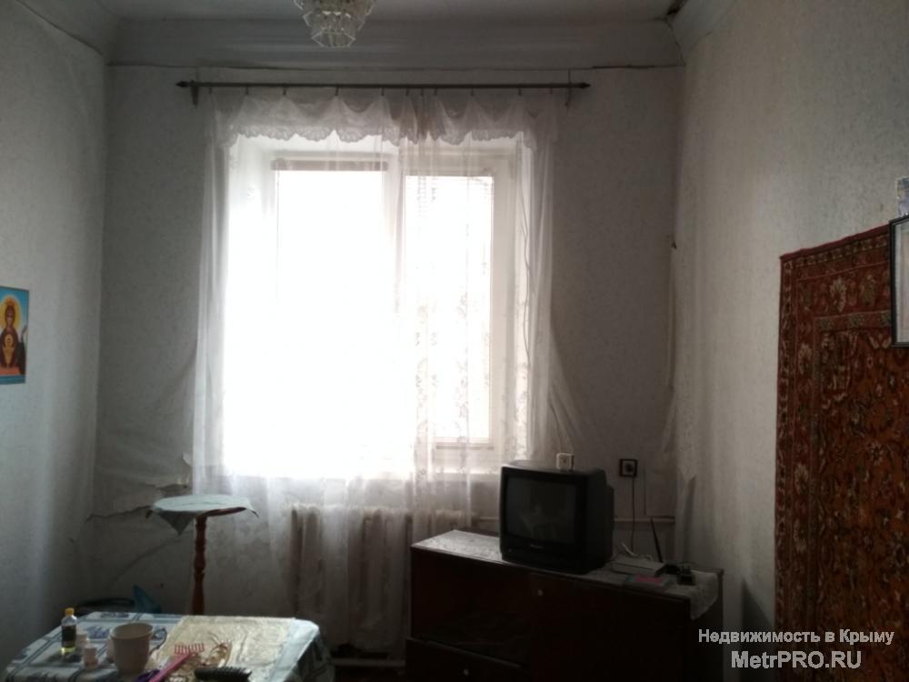 Код объекта 11391558.    Продаётся трёхкомнатная квартира 68.6/48.1/6.5 кв. м на первом этаже двухэтажного блочного... - 5