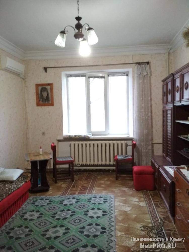 Код объекта 11391558.    Продаётся трёхкомнатная квартира 68.6/48.1/6.5 кв. м на первом этаже двухэтажного блочного... - 6