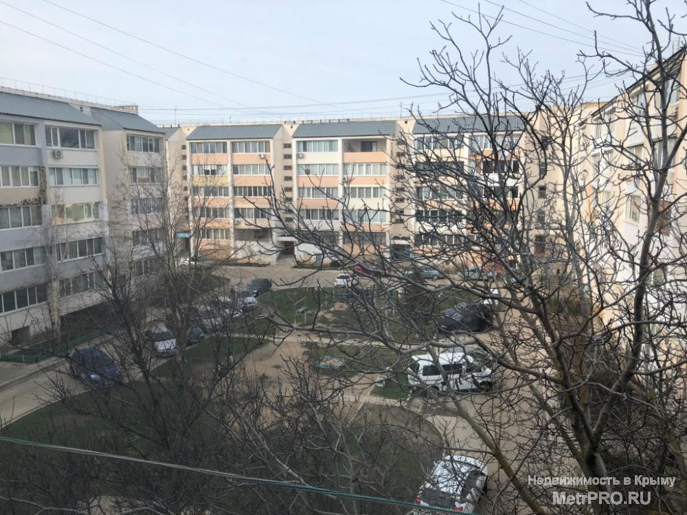 Код объекта 11391367.    Продаю трёхкомнатную квартиру 70.7/40.9/11.2 кв. м на четвёртом этаже пятиэтажного дома по... - 2