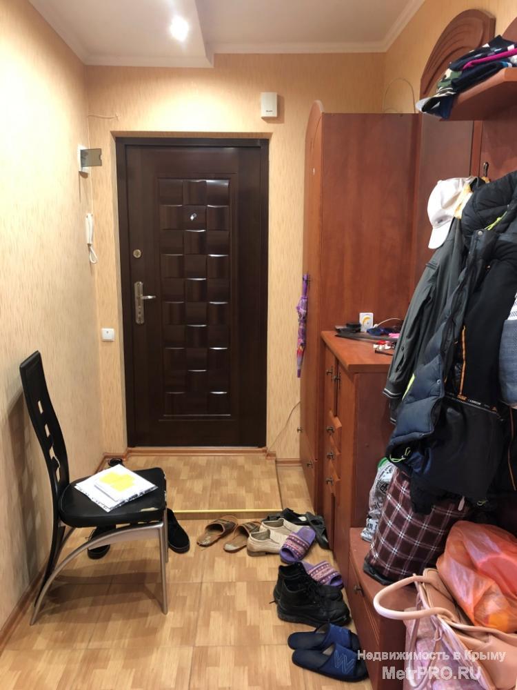 Код объекта 11391367.    Продаю трёхкомнатную квартиру 70.7/40.9/11.2 кв. м на четвёртом этаже пятиэтажного дома по... - 11