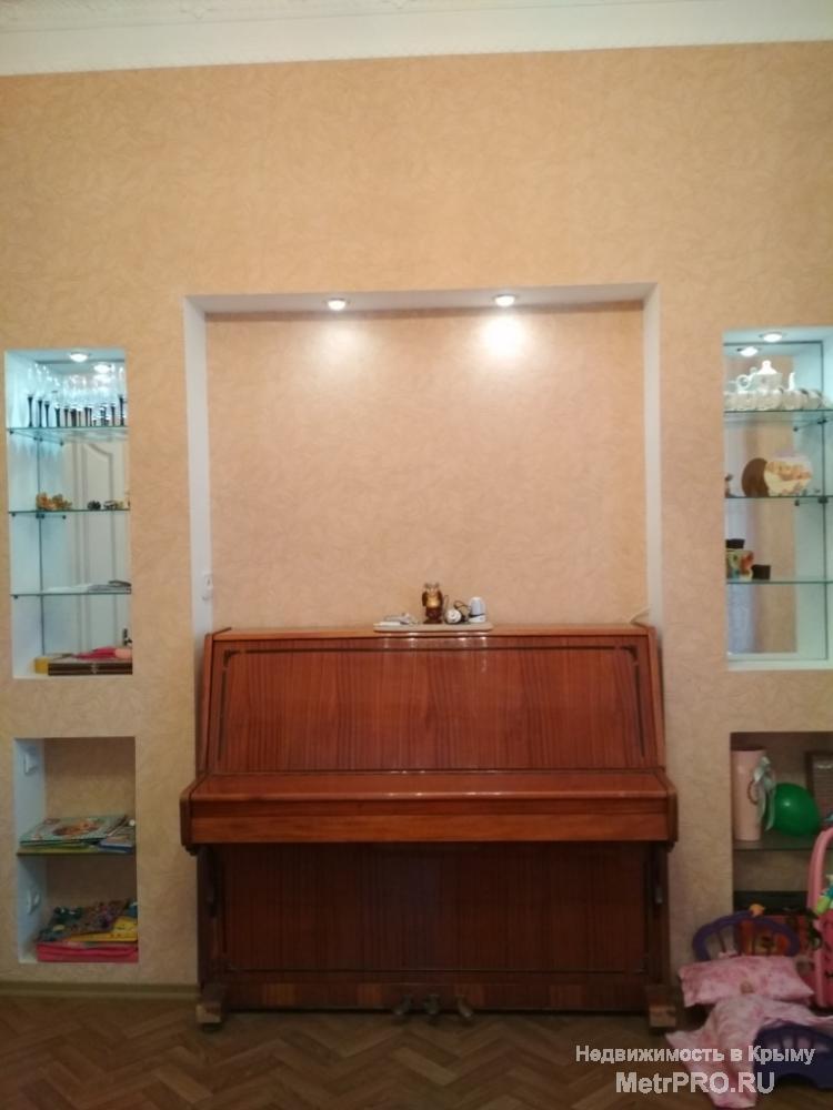 Код объекта 11391653.    Продаётся четырёхкомнатная квартира 80.6/49.7/9 кв. м на втором этаже двухэтажного блочного... - 10