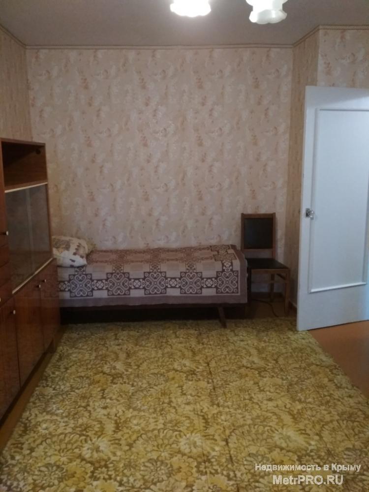Код объекта 11391512.    Продаётся трёхкомнатная квартира 64/45.8/5.2 кв. м на третьем этаже пятиэтажного блочного... - 8