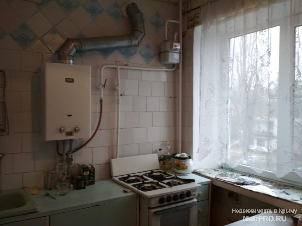 Код объекта 11391512.    Продаётся трёхкомнатная квартира 64/45.8/5.2 кв. м на третьем этаже пятиэтажного блочного... - 11